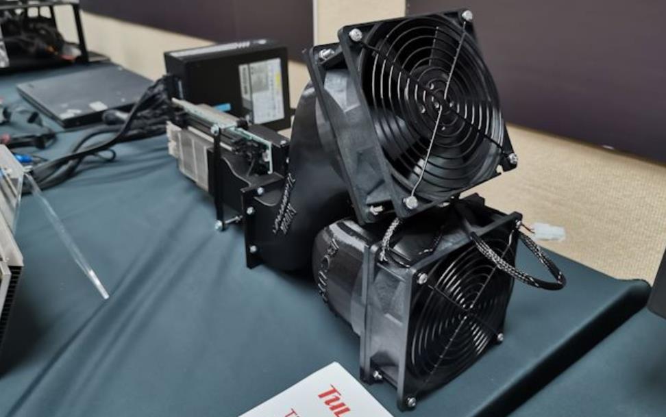 External Cooling Solutions for High TDP GPUs